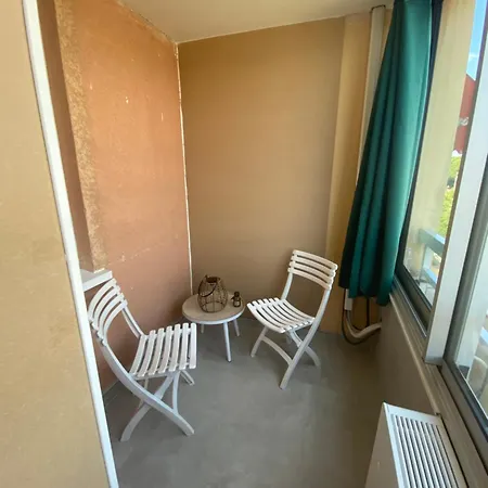 T2 Entierement Renove A 550m De La De La Faviere A 公寓 *