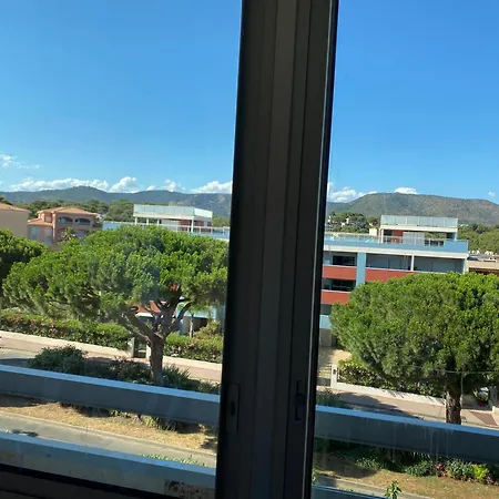 公寓 T2 Entierement Renove A 550m De La De La Faviere A 博尔马斯·莱斯·米默萨斯